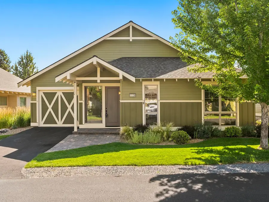 11136 Desert Sky Loop, Redmond